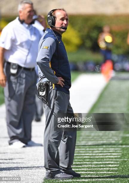 328 Dana Holgorsen And West Virginia Stock Photos, High-Res Pictures, and Images - Getty Images