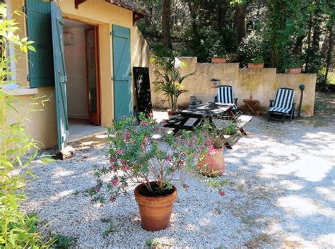 Location de Vacances à Bouc Bel Air dès 44 par nuit HomeToGo