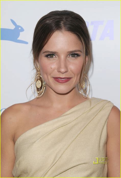 Sophia Bush: PETA Awards with Lea Michele!: Photo 2482957 | Lea Michele, Sophia Bush Photos ...