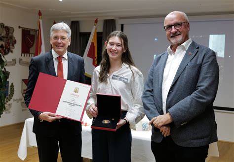 Land Kärnten zeichnete zwei Wasserschisportler aus KLiCK Kärnten