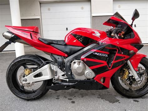 Honda CBR 600 RR 600 cm³ 2005 Pori Moottoripyörä Nettimoto