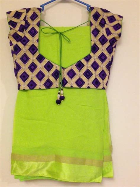 Contrasting Blouse Colors With Green Sarees Sari Blouse Designs Simple Blouse Designs Blouse