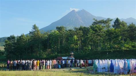 Niat Tata Cara Dan Hukum Shalat Idul Fitri Di Rumah Menurut Empat