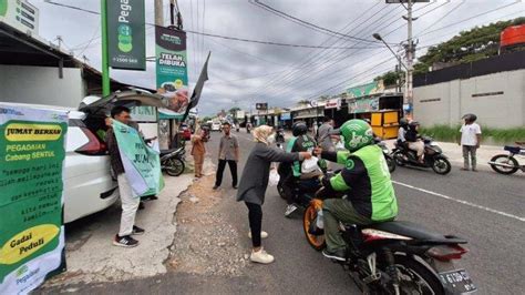 Mengetuk Pintu Langit Pegadaian Kanwil Semarang Kembali Gelar Jumat