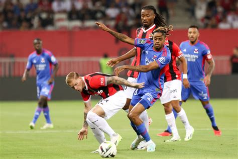 Au Bout De L Ennui Lyon D Croche Son Premier Point D Brief Et Notes