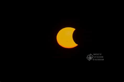 In Photos Partial Solar Eclipse And Giant Sunspot Wows Observers Globalnewsca