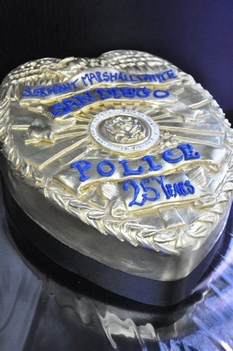 12 Law Enforcement Retirement Cakes Photo - Retirement Cake, Retirement ...