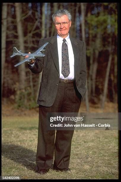 88 Paul Tibbets Photos And High Res Pictures Getty Images