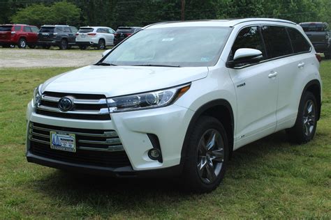 New 2019 Toyota Highlander Hybrid Limited Platinum Sport Utility In Gloucester 8786