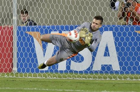 Veja quem são os 5 maiores goleiros da história do Atlético MG Minha