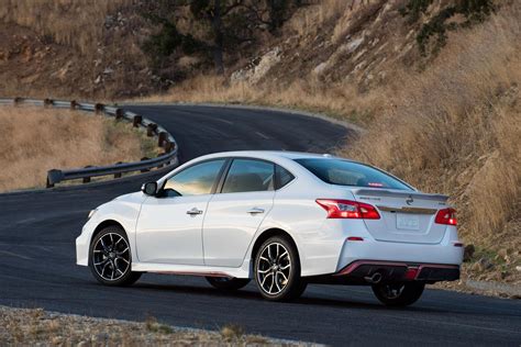 2018 Nissan Sentra NISMO Image. Photo 41 of 61