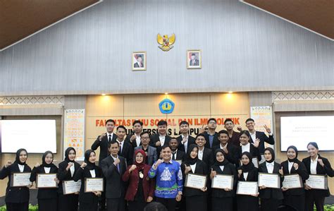 143 Mahasiswa FISIP Unila Ikuti Yudisium Periode Wisuda Juli 2024 T A