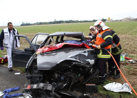 Côte dOr Faits divers Rouvres en Plaine deux blessés dans un choc