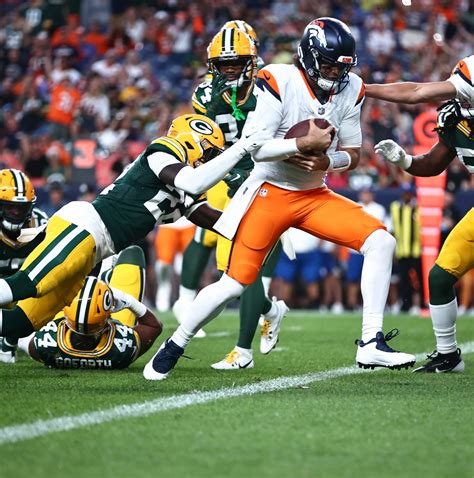 Why some Packers vs Giants Tickets were being sold for pennies 35