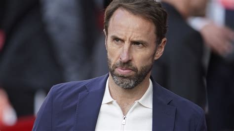 Gareth Southgate Risks Being Forced Into England Formation Change After