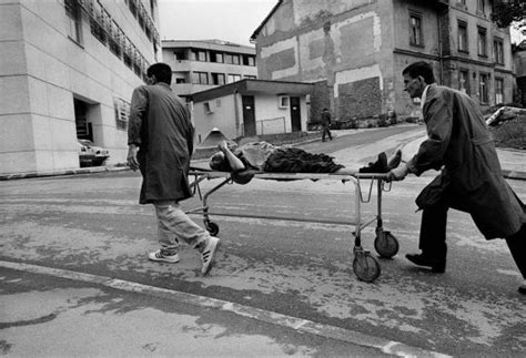 The Siege Of Sarajevo Tragic Story And Haunting Photos From The Bosnian War 1992 1995