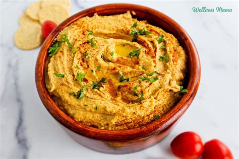 Roasted Garlic And Sundried Tomato Hummus