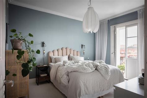 A beautiful apartment with a monochrome living room - COCO LAPINE ...