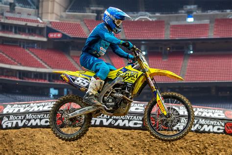 Suzuki Cycles Suzuki Teams Kick Off 2021 Supercross Opener In Houston