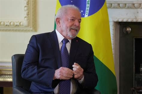 Lula ISTOÉ DINHEIRO