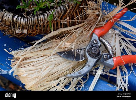 Binding Material Hi Res Stock Photography And Images Alamy