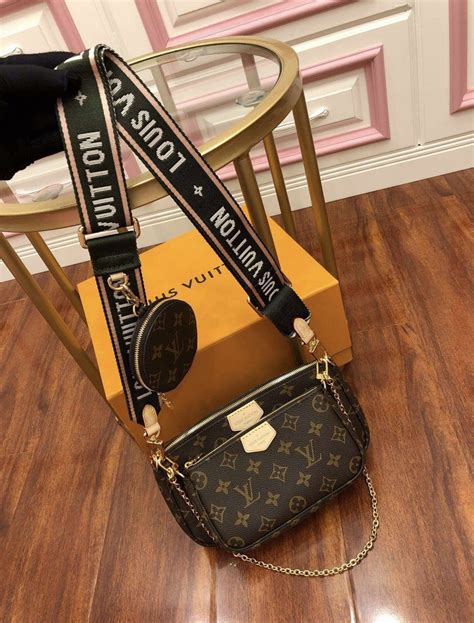 Louis Vuitton 3 In 1 Crossbody Baguio Paul Smith