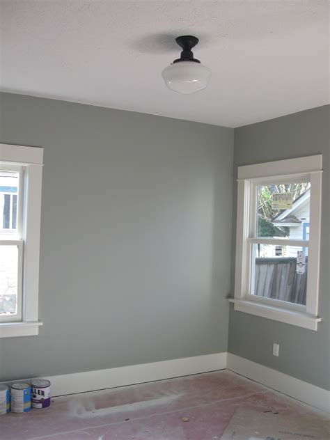 Choosing The Perfect Shade Of Green Gray Paint - Paint Colors