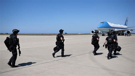 Bodyguarding Alone Is Not Law Enforcement The Week