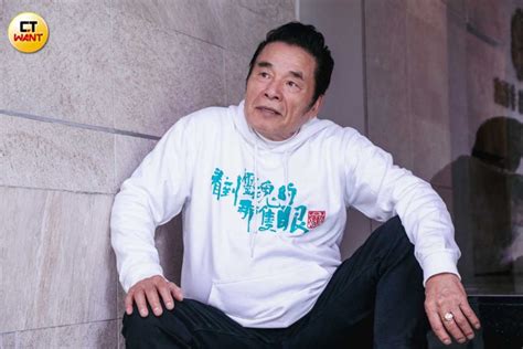 6妻妾全跑光！70歲雷洪再婚5年 小15歲老婆「超狂背景」曝光 娛樂星聞