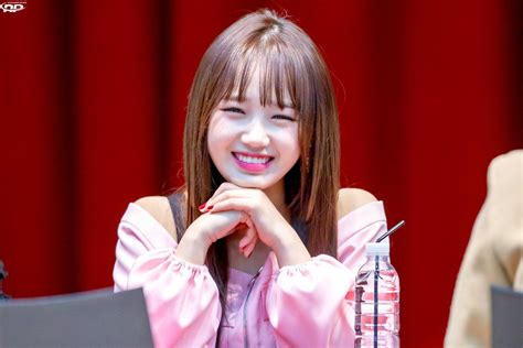 Pin On Choi Yoo Jung 최유정