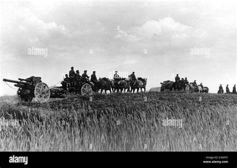 Second World War German Artillery Stock Photo Alamy