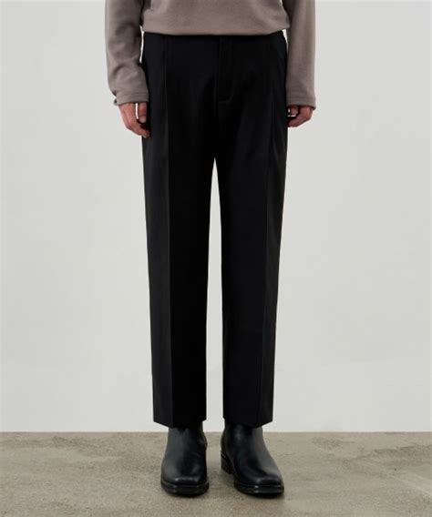 MUSINSA DRAW FIT MOS Wool Relaxed Tuck Slacks BLACK