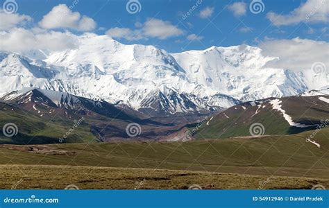 De Bergen Van Pamir Dak Van De Wereld Kyrgyzstan Stock Foto Image