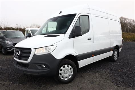 Mercedes Benz Sprinter Kastenwagen 417 CDI 170 RWD 3 S ParkP LaneAs