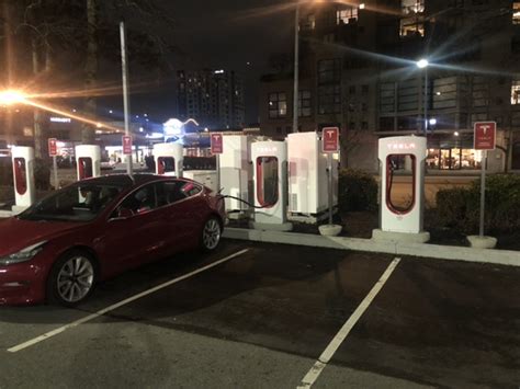 New Tesla Supercharger In Richmond Bc Is Finally Open Drive Tesla