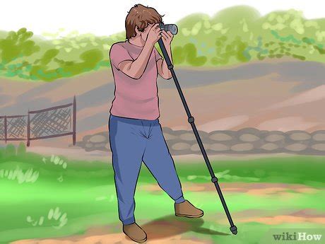 How to Use a Monopod: 13 Steps (with Pictures) - wikiHow