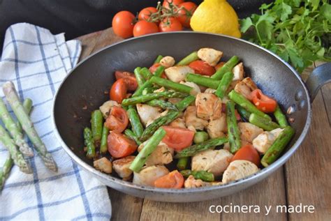 Pollo Salteado Con Esp Rragos Cocinera Y Madre