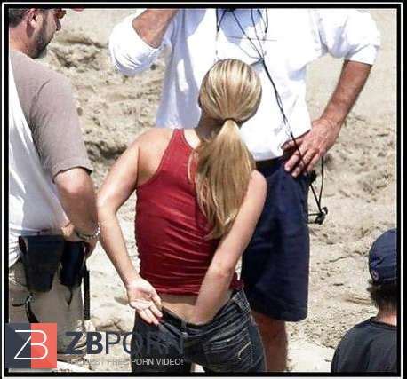 Arses Tangas Sucias ZB Porn