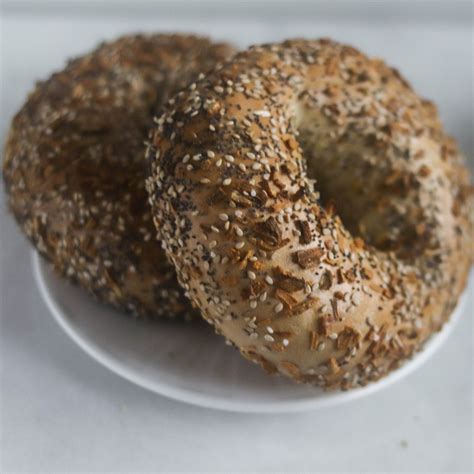 Everything Bagels (6) – OMG Bakery