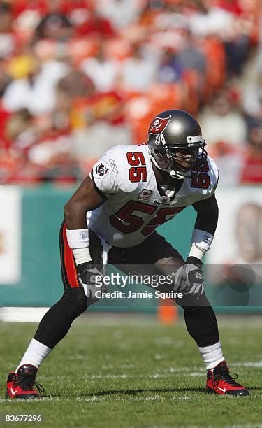 1077 Derrick Brooks Photos And High Res Pictures Getty Images