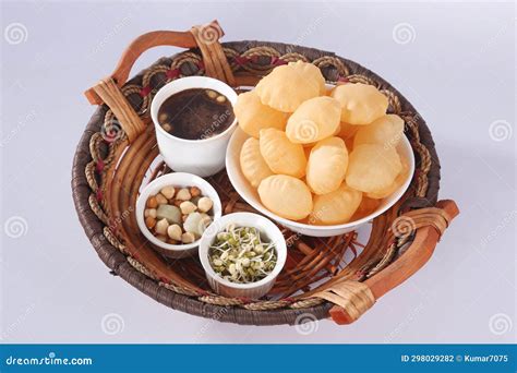 Bombay Sindhi Panipuri Or Gol Gappa Chaat Stock Photo Image Of Indian