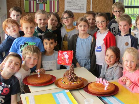 Gateau Anniversaire Ecole Maternelle Joyeux Anniversaire