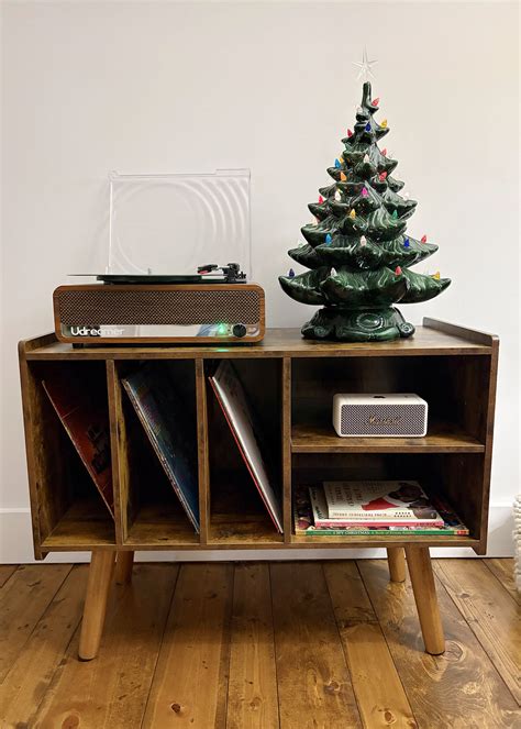 VINTAGE CHRISTMAS | RETRO RECORD PLAYER SETUP - It's Me, ChristyB