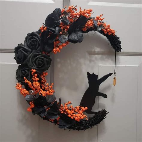 Pin On Holidays Halloween Crafts Decorations Halloween Crafts