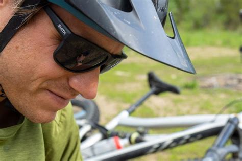 Review Smith Leadout Pivlock Sunglasses Outside Bozeman