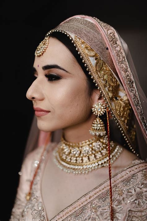 An Authentic Kashmiri Bride Gets Hitched In A Multicultural Wedding