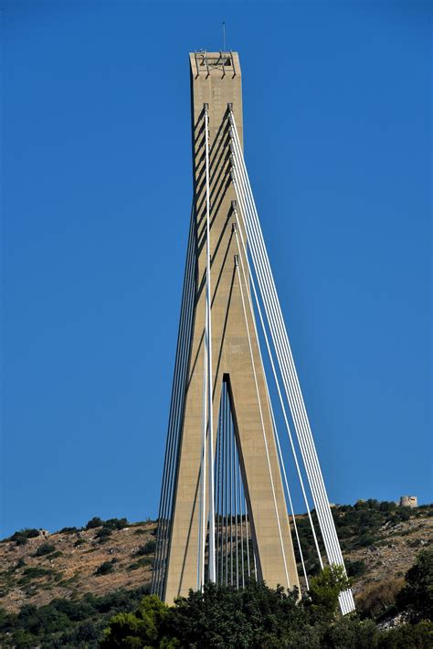 franjo tudman bridge  dubrovnik croatia encircle