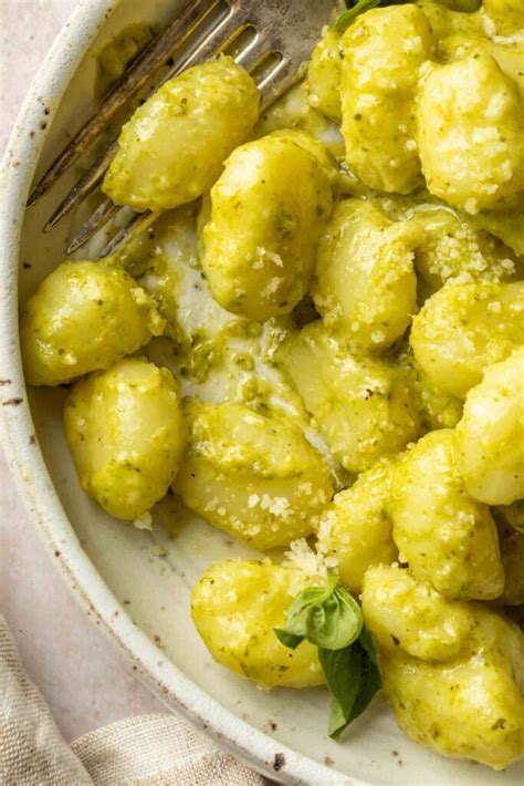 Pesto Gnocchi - The Pasta Twins