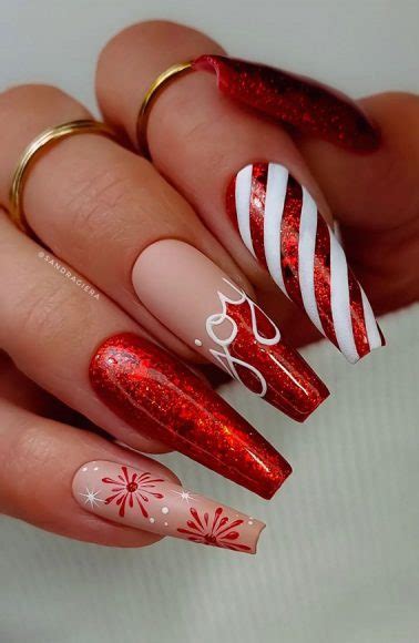 50 Festive Holiday Nail Designs And Ideas Acrylic Candy Cane Coffin Nails