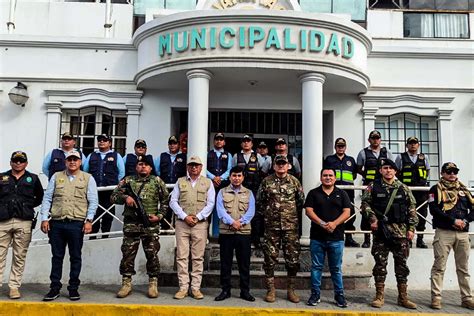 Trujillo Agentes De La Dinoes Reforzar N La Seguridad Del Distrito De